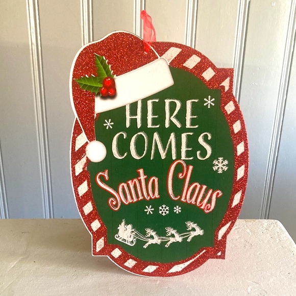 NWT Gleaming Glittered Here Comes Santa Claus Holiday Decoration Sign - Picture 9 of 11